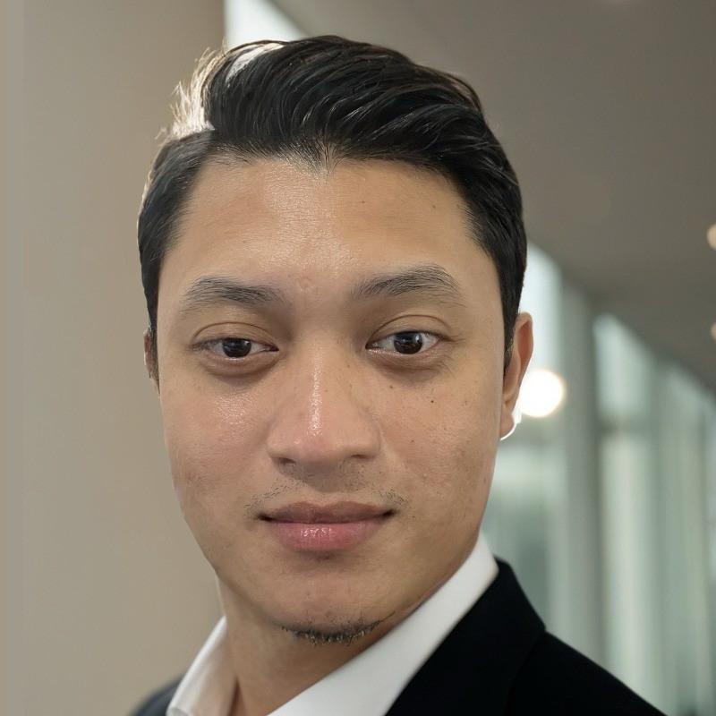 Andrian Tony-speaker